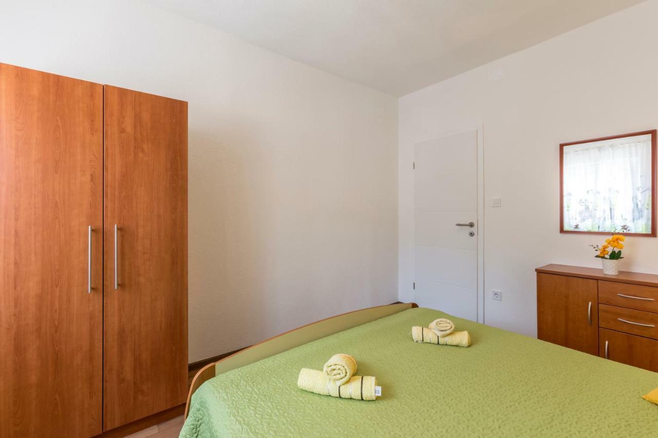 Apartments Petra ボル エクステリア 写真