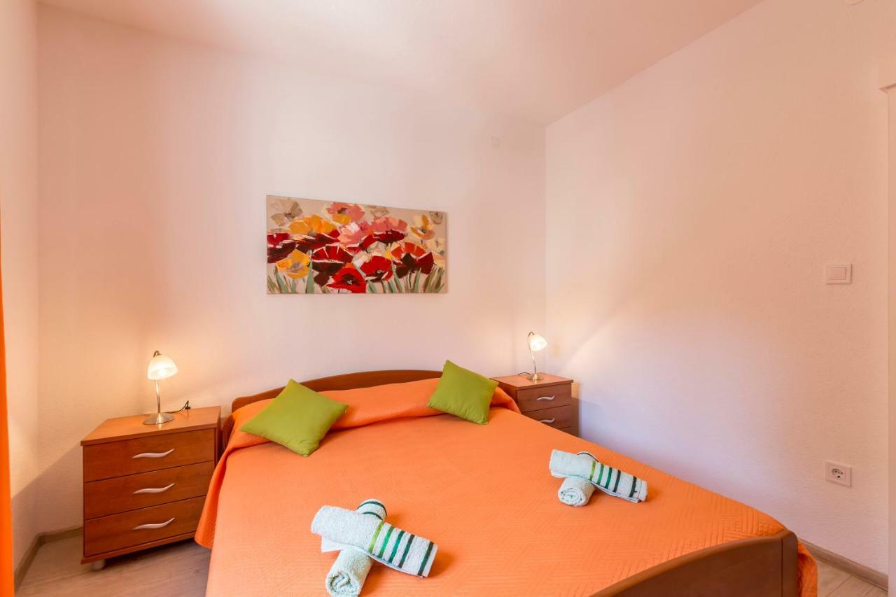 Apartments Petra ボル エクステリア 写真