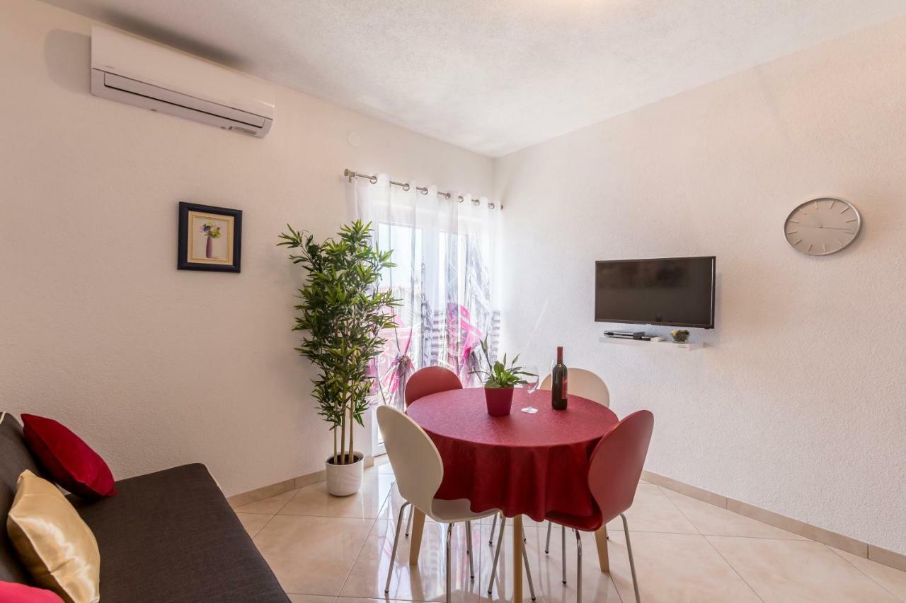 Apartments Petra ボル エクステリア 写真