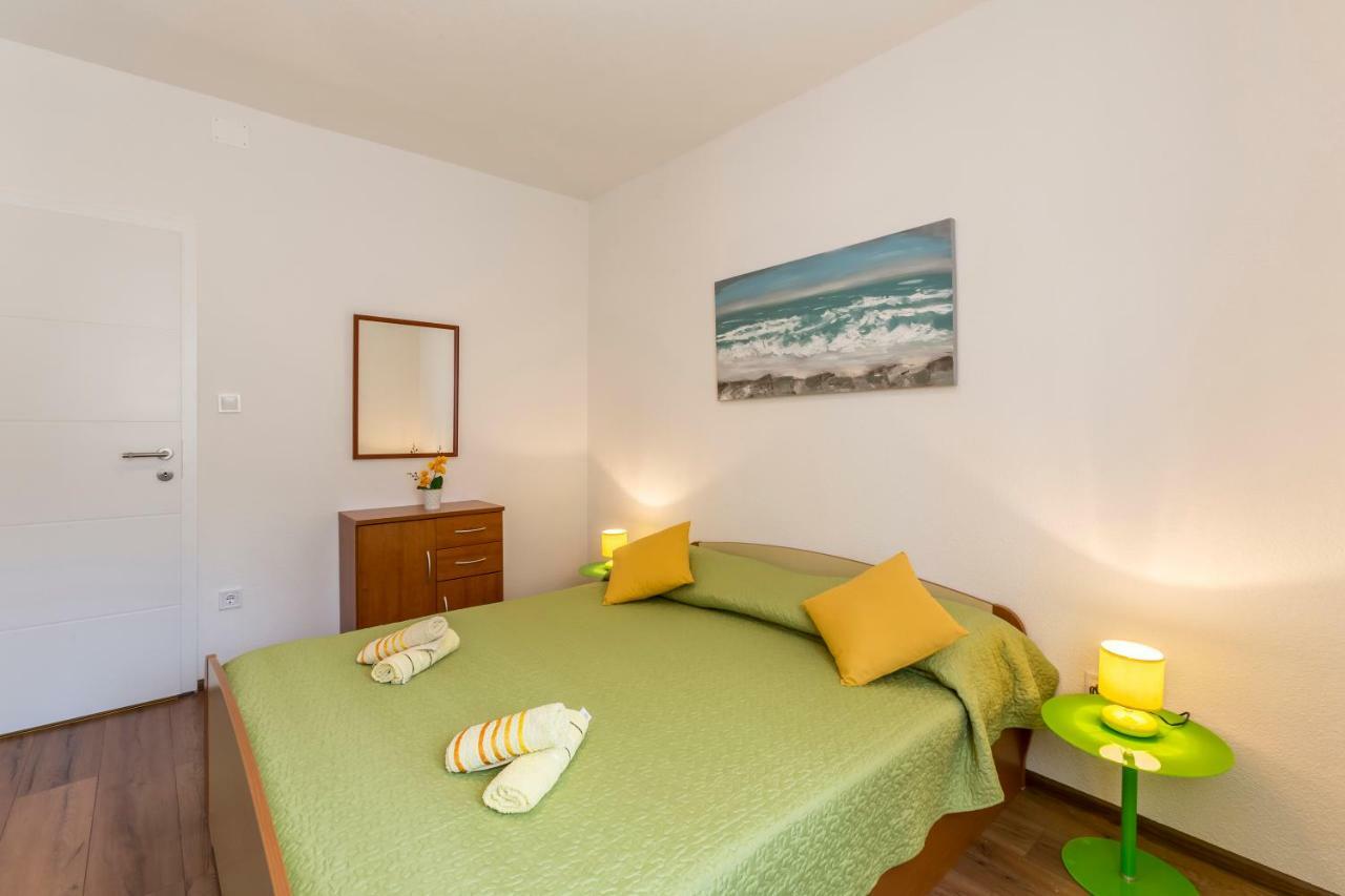 Apartments Petra ボル エクステリア 写真